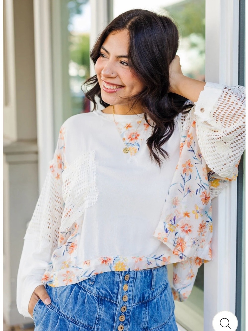 POL White Mixed-Media Floral Sleeve Tunic